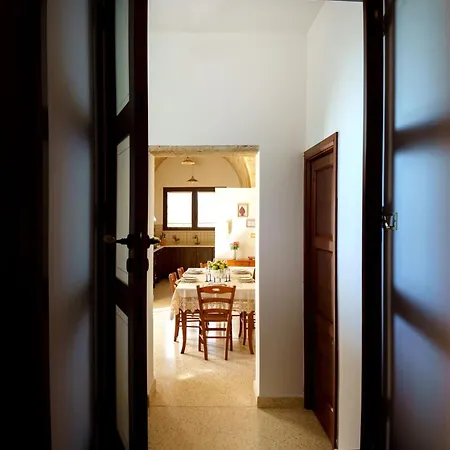 Nichil Villa *