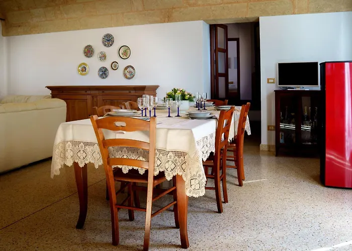 Nichil Villa *